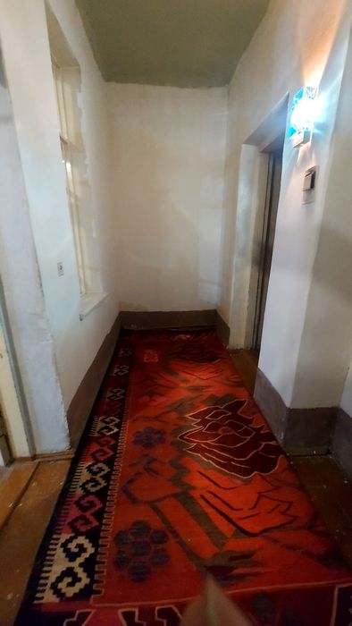 Ижорага 5 хонали ховлича берилади Вокзал худудида.