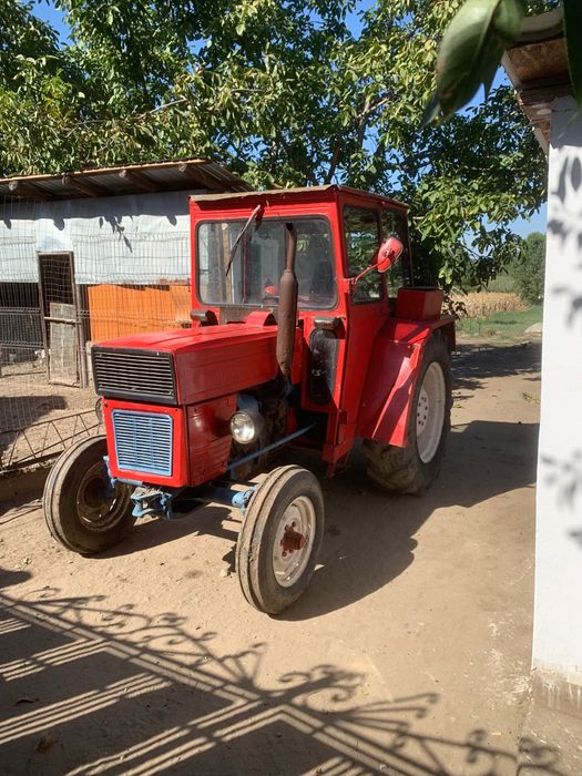 Tractor de vanzare