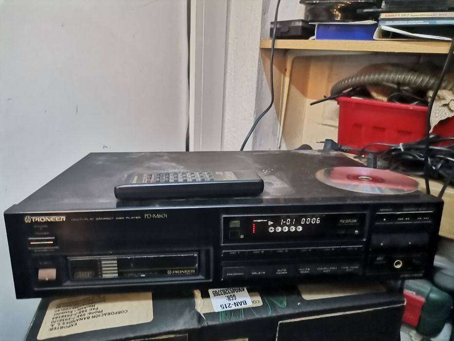 Cd player pioneer pd m 601