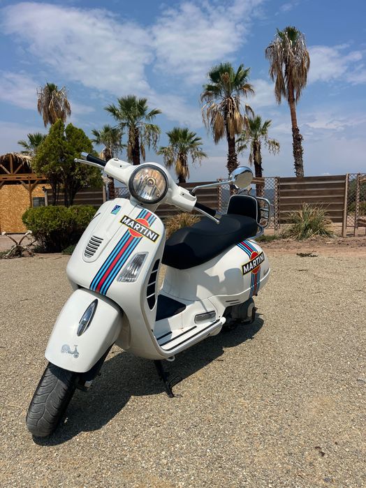 Piaggio vespa 300