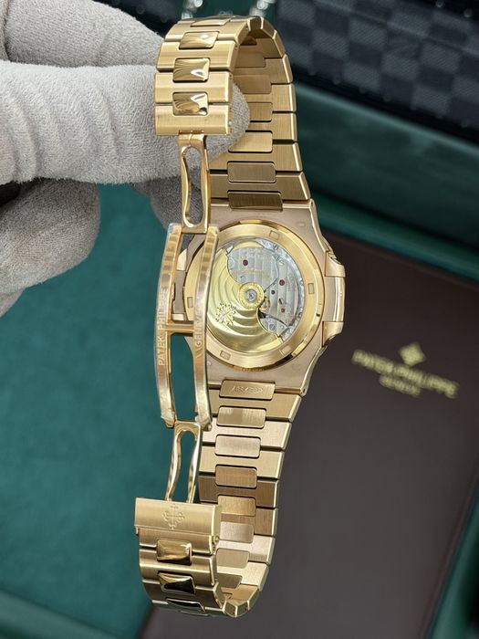 Patek Philippe Nautilus 5711 Everose Gold