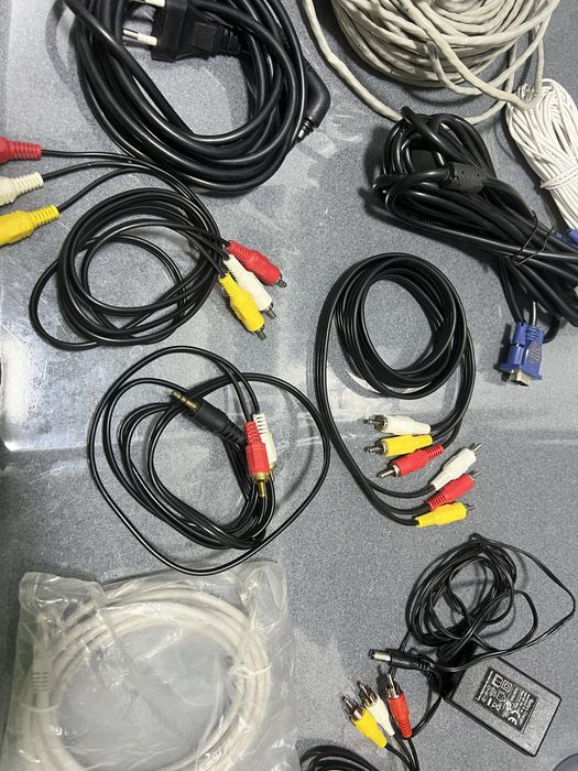 Сетевые провода для оргтехники .Куплены в Москве.