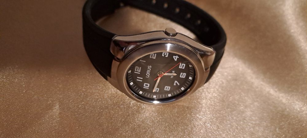 Ceas Lorus dama.