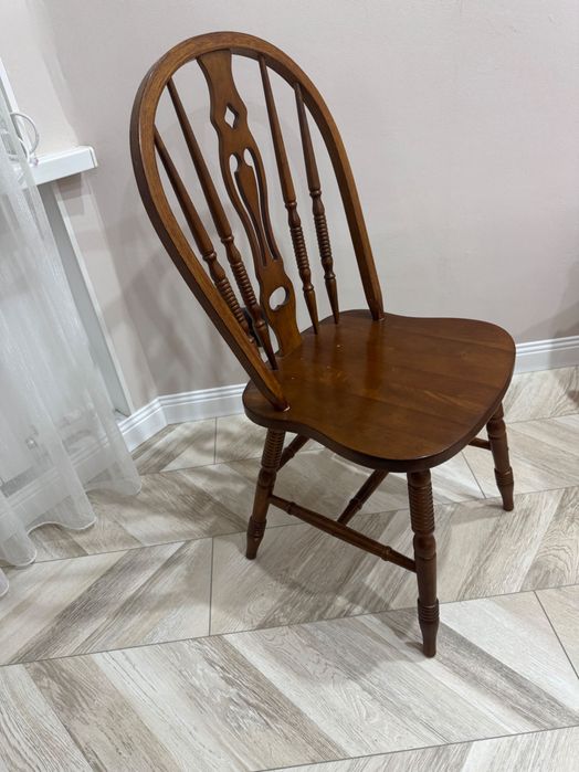 Продам стулья из массива дерева