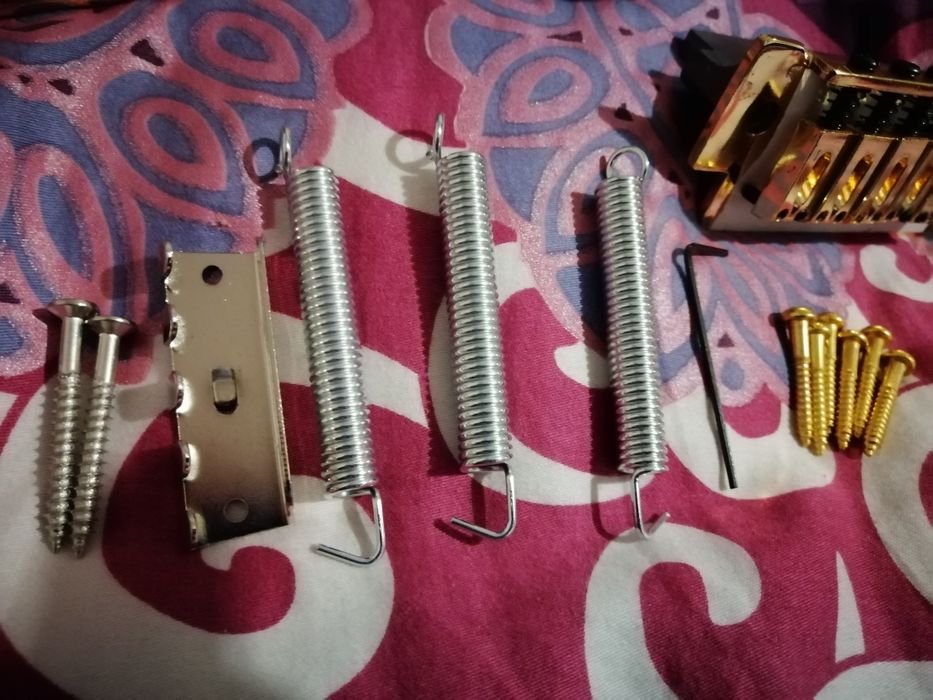 Бридж + Тремоло за електрическа китара