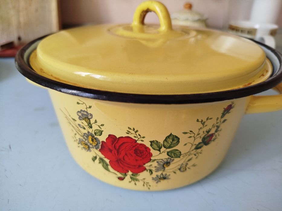 Кастрюли, казан, бидон, сковороды, формы