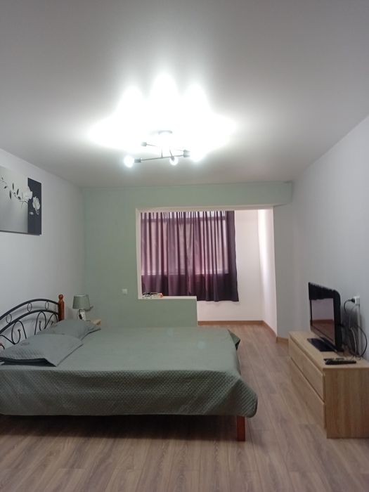 Сдаю квартиру по месячно.