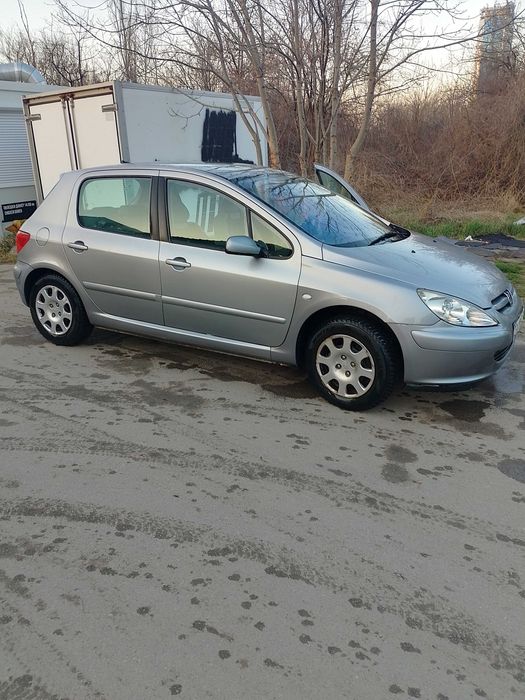 Пежо 307 1.4 16V 2004г.