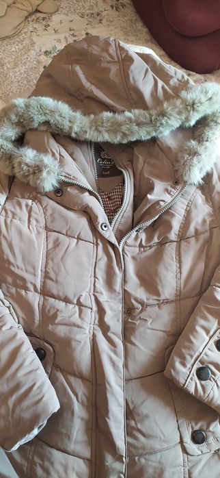 Продам пуховики р.44