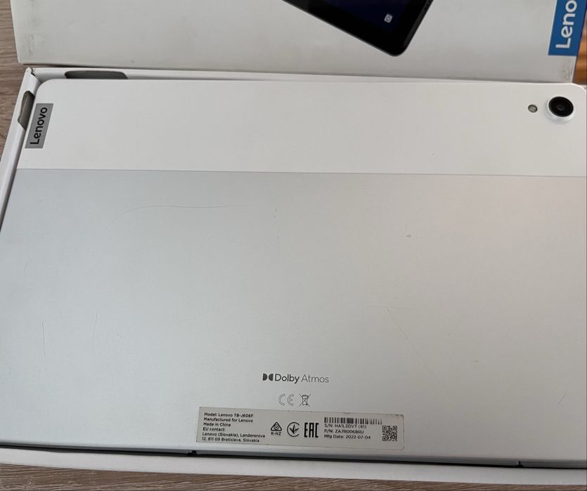 Lenova Tab P11.