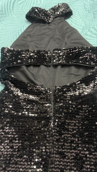 Платье с пайетками