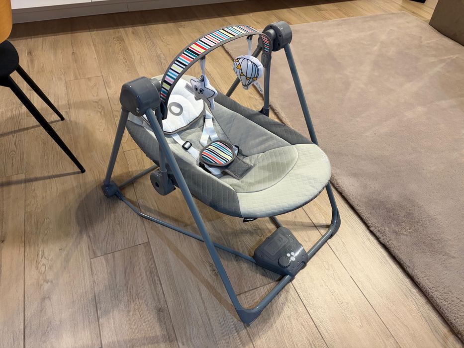 Balansoar Lionelo Otto Cozy, pliabil, cu melodii, leganare