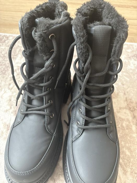 Дамски зимни боти