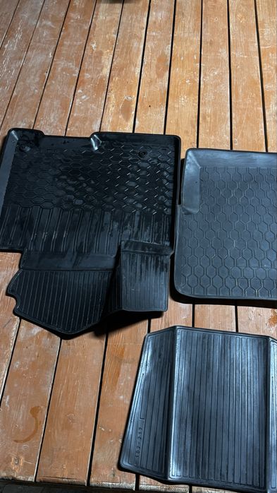 Полик для машины Хюндэй туксон  2025 лонг