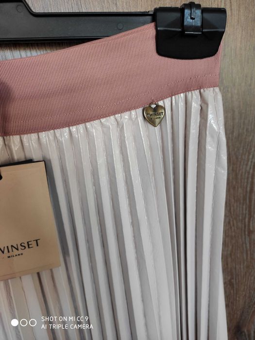 Twinset уникална нова с етикет розова пола солей еко кожа