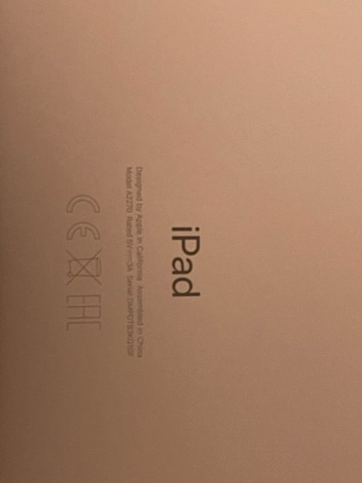 Ipad (8th generation) 18.6, 32 GB, Rose Gold, Conditie perfecta