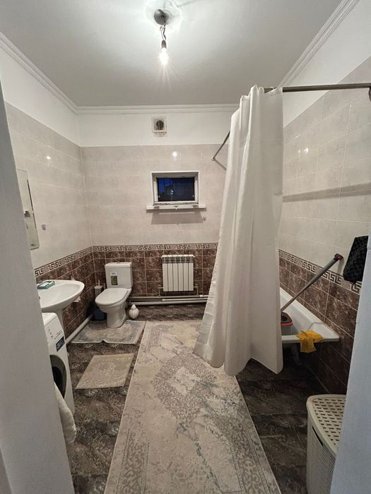 Достықта 5 ком үй сатылады