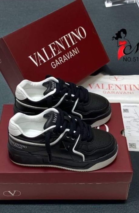 Маратонки Valentino/Burberry/Nike