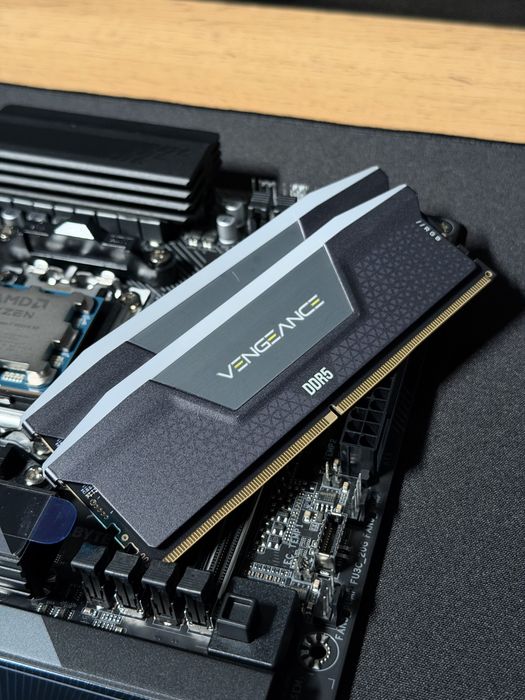 Игравой компьютер amd 9850x3d / RTX 5070 Ti