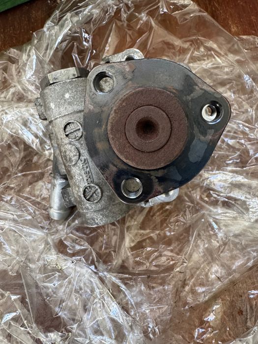 BMW X1 Рейка и Хидравлична помпа