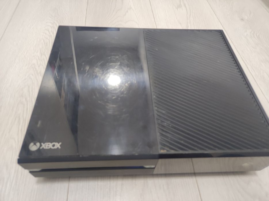 Consola Xbox one 500/ 1 tb