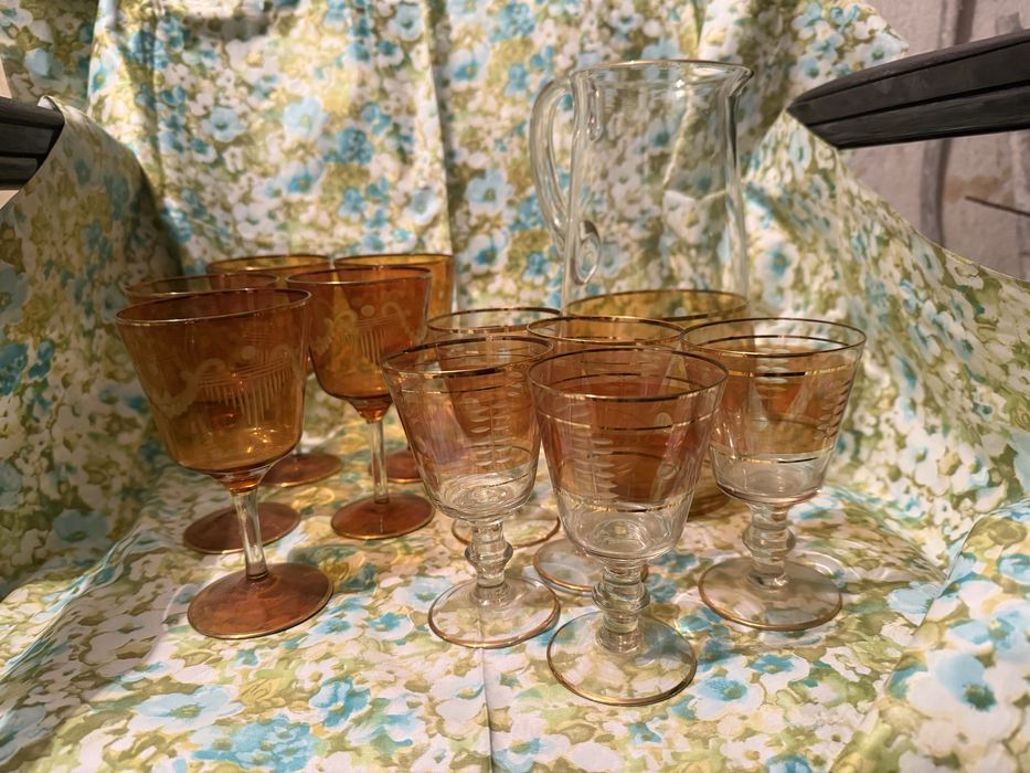 Стар антикварен винтидж кристален сервиз -ръчно гравиран