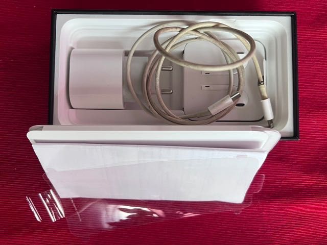 iPhone 11 Pro Max 256GB, Stare impecabilă, Factură, cutie cu Accesorii