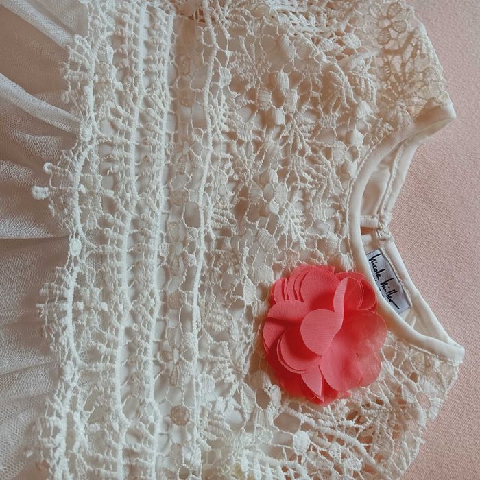 Детски роклички 18 м и 24 м за принцеси