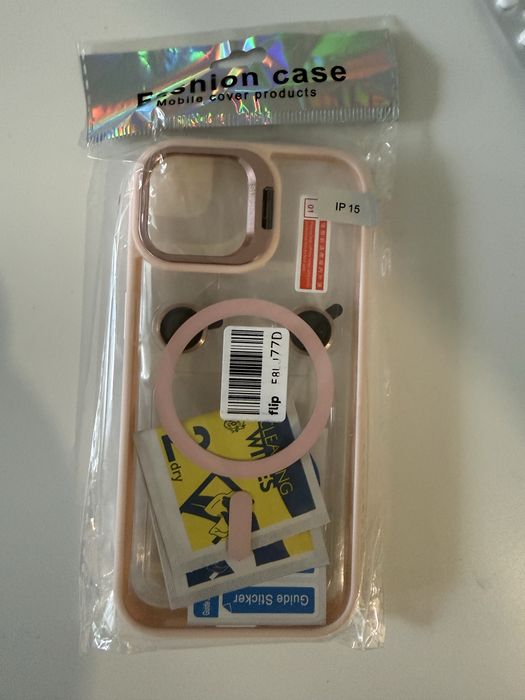 Чехол на iPhone 15 с подставкой
