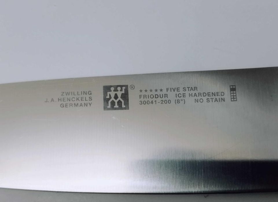 Cuțit ZWILLING Santoku Five Star 30041-200
