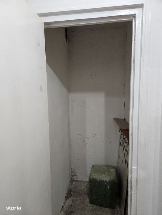 Apartament 2 camere decomandat.