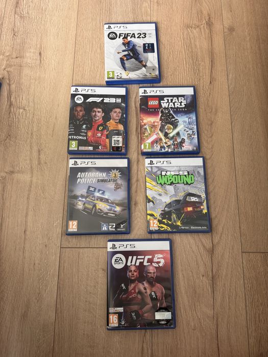 Playstation 5 + 2 контролера и игри.