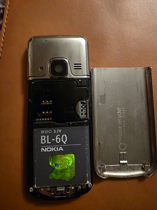 Продам Нокия 6700 оригинал