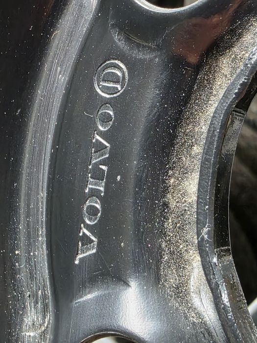 Патерица Volvo 5x108 17''
