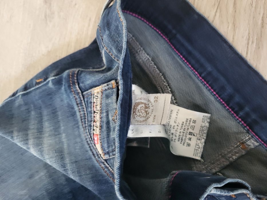 Джинсы Diesel...