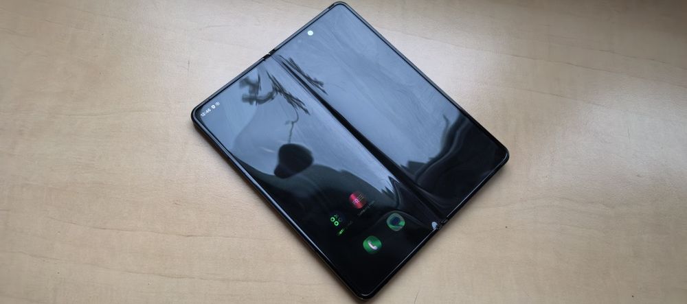 Samsung Galaxy Z Fold 4_512GB_12GB Ram_120HZ / DISPLAYURI DEFECTE