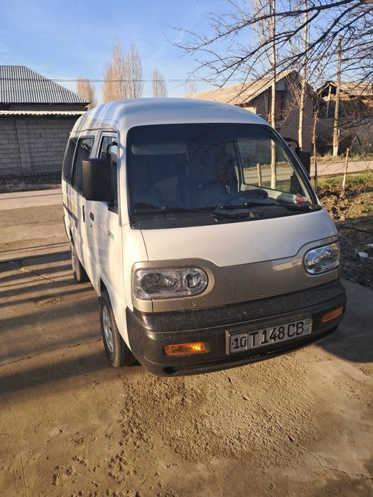 Damas 2023. Oq. Kraska toza.