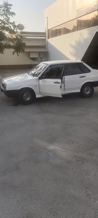 Продается Машина Лада 21099