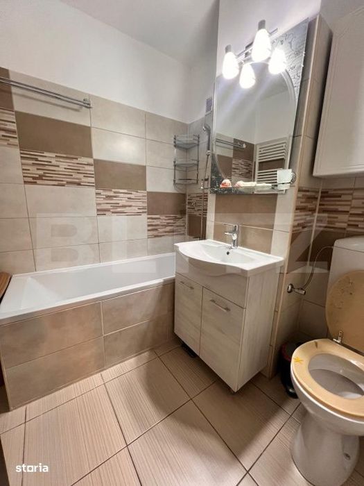 Apartament e inchiriat , 2 camere, fara garantie - zona Rusca