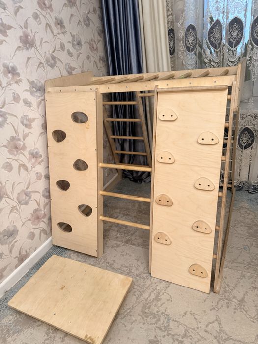 Срочно продам детскую кровать