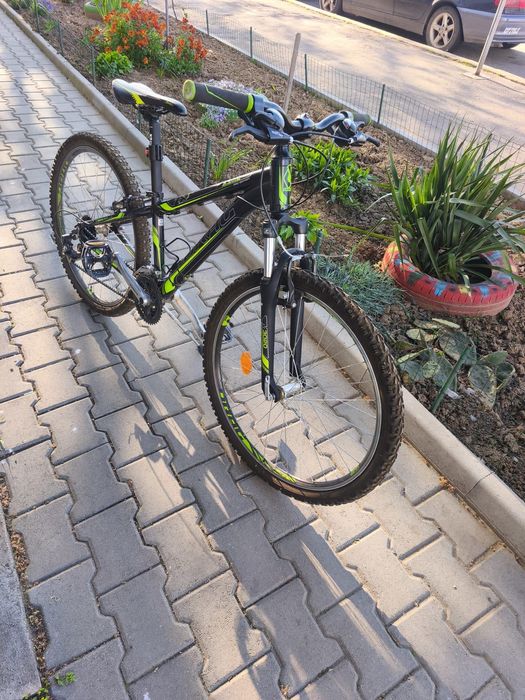Drag Canyon Trekking