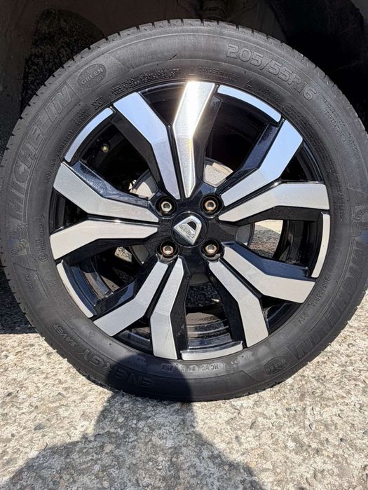 DACIA SANDERO stepway 2018 1.3 бензин
