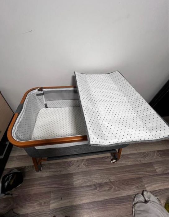 Продам манеж кровать