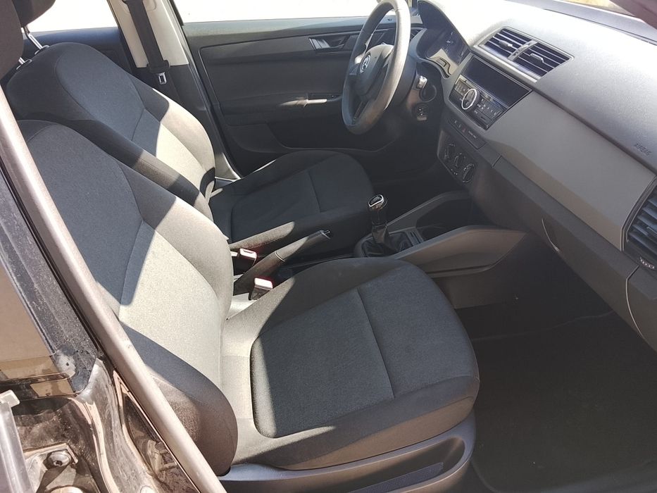 Vând skoda fabia mpi euro6