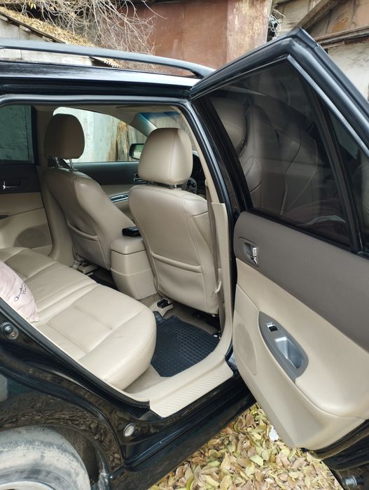 Продам машину Mazda 6