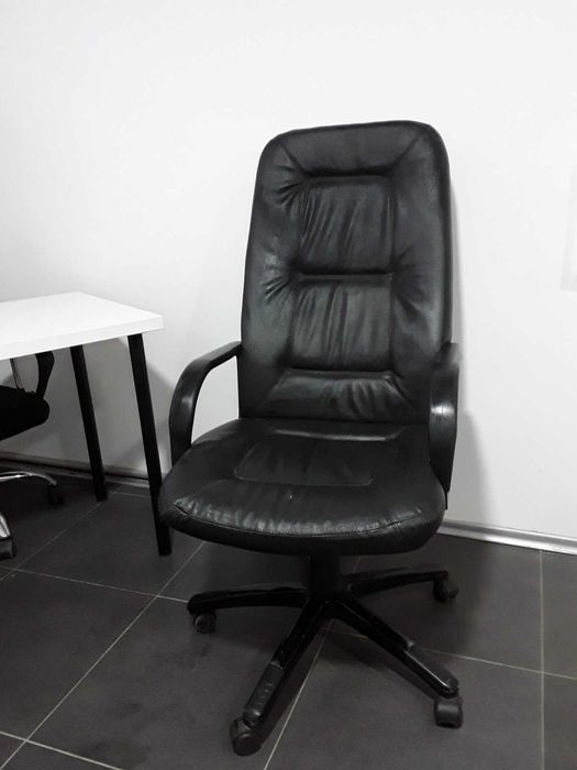 Офис стол Президенски