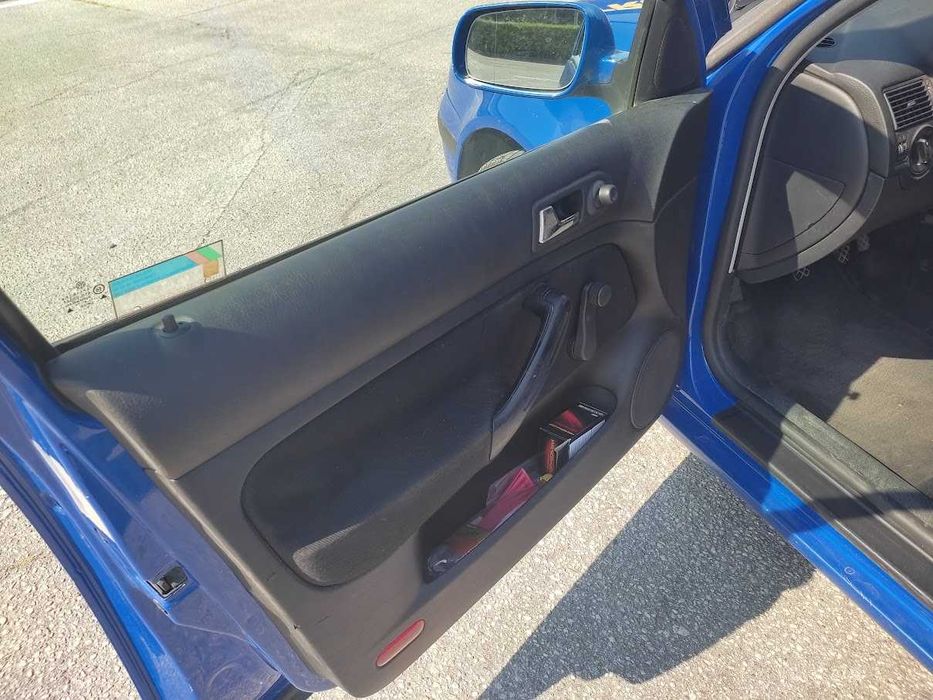 Продавам VOLKSVAGEN GOLF 1.4.16V,