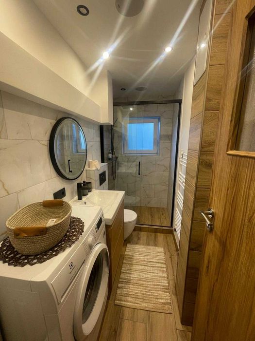 Caut colega de apartament