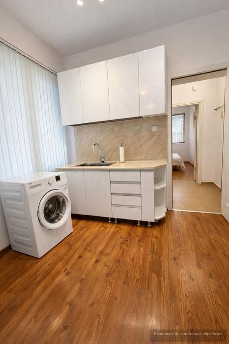 Двустаен апартамент под наем в Център