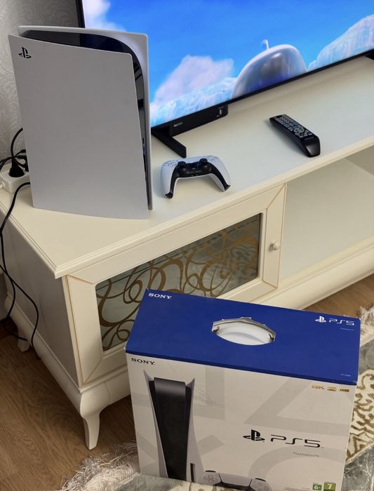 Продам Ps5 почти новый